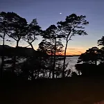 Caragh House - Lakeside Escape And Sauna Villa