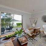 Caragh House - Lakeside Escape And Sauna Villa