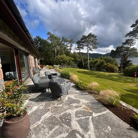Caragh House - Lakefront Escape And Sauna Killorglin