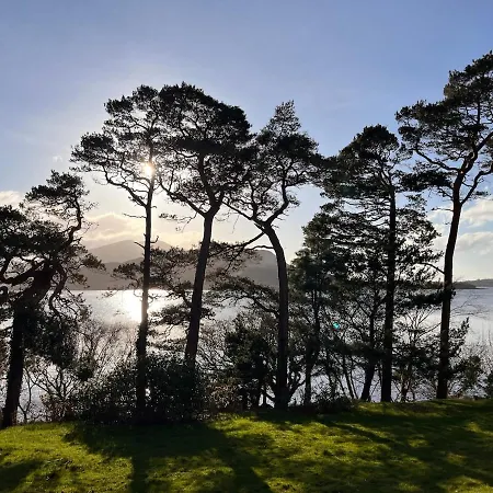 Caragh House - Lakefront Escape And Sauna * Killorglin
