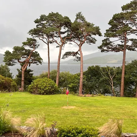 Caragh House - Lakefront Escape And Sauna Villa