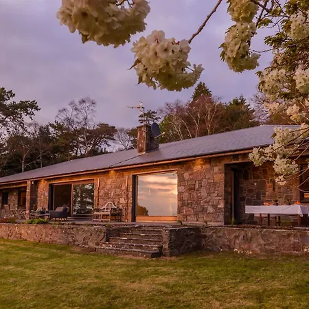 Caragh House - Lakeside Escape&sauna Villa Killorglin