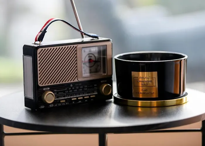 Caragh House - Lakeside Escape And Sauna *