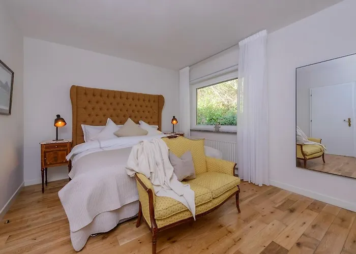 Villa Caragh House - Lakeside Escape And Sauna